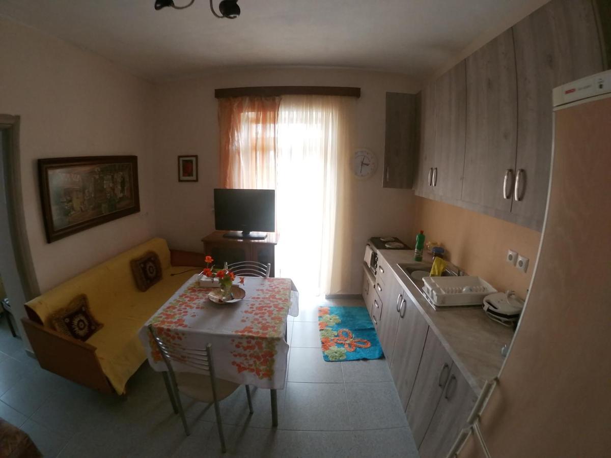 Central Condos Саранде Екстериор снимка